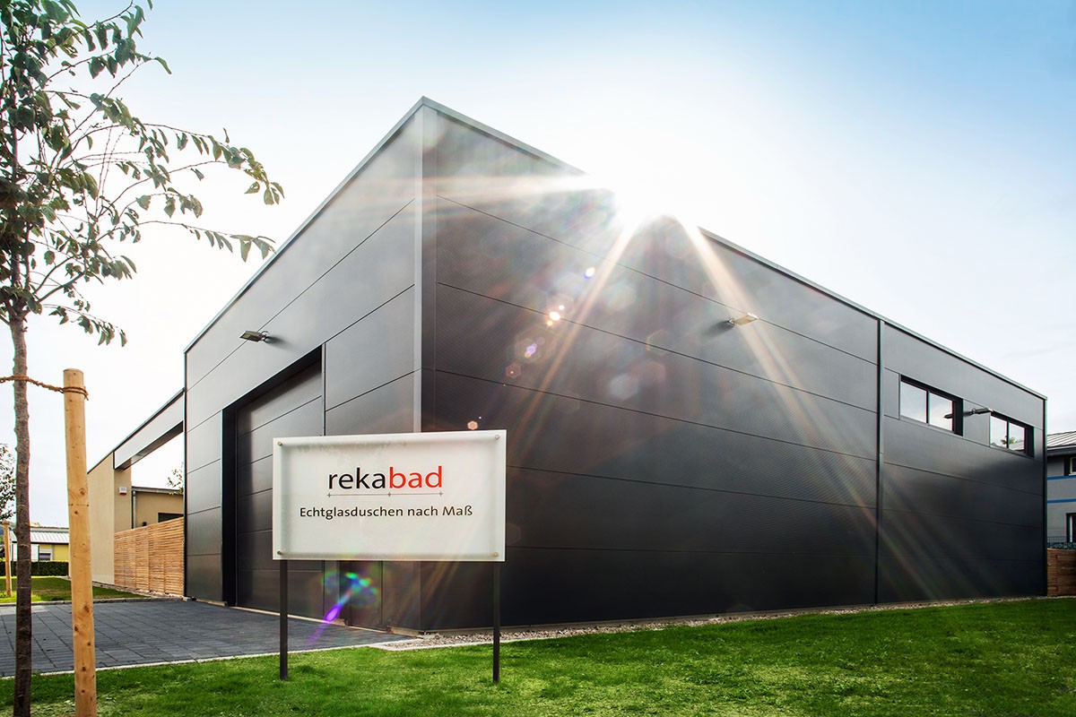 Rekbad-Gebaeude-Aussenansicht